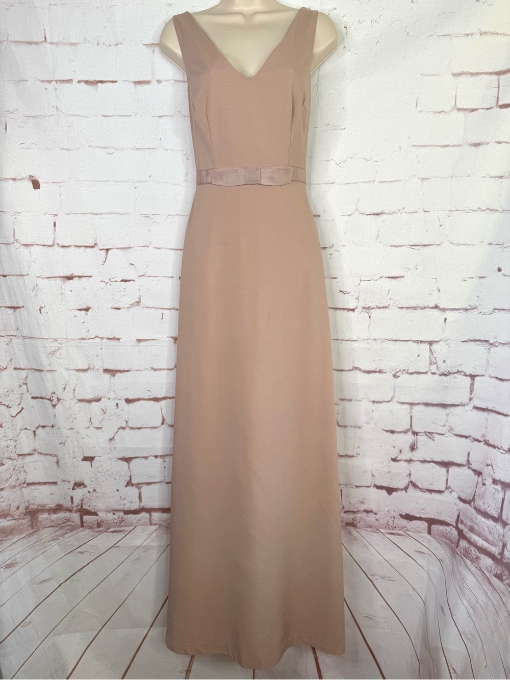 Vintage 80’s KAY UNGER New York Size 4 Taupe V-Neck Empire Maxi Formal Dress